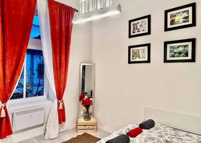 My Little Βουδαπέστη