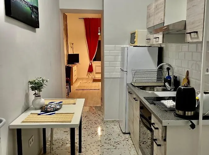 My Little Βουδαπέστη